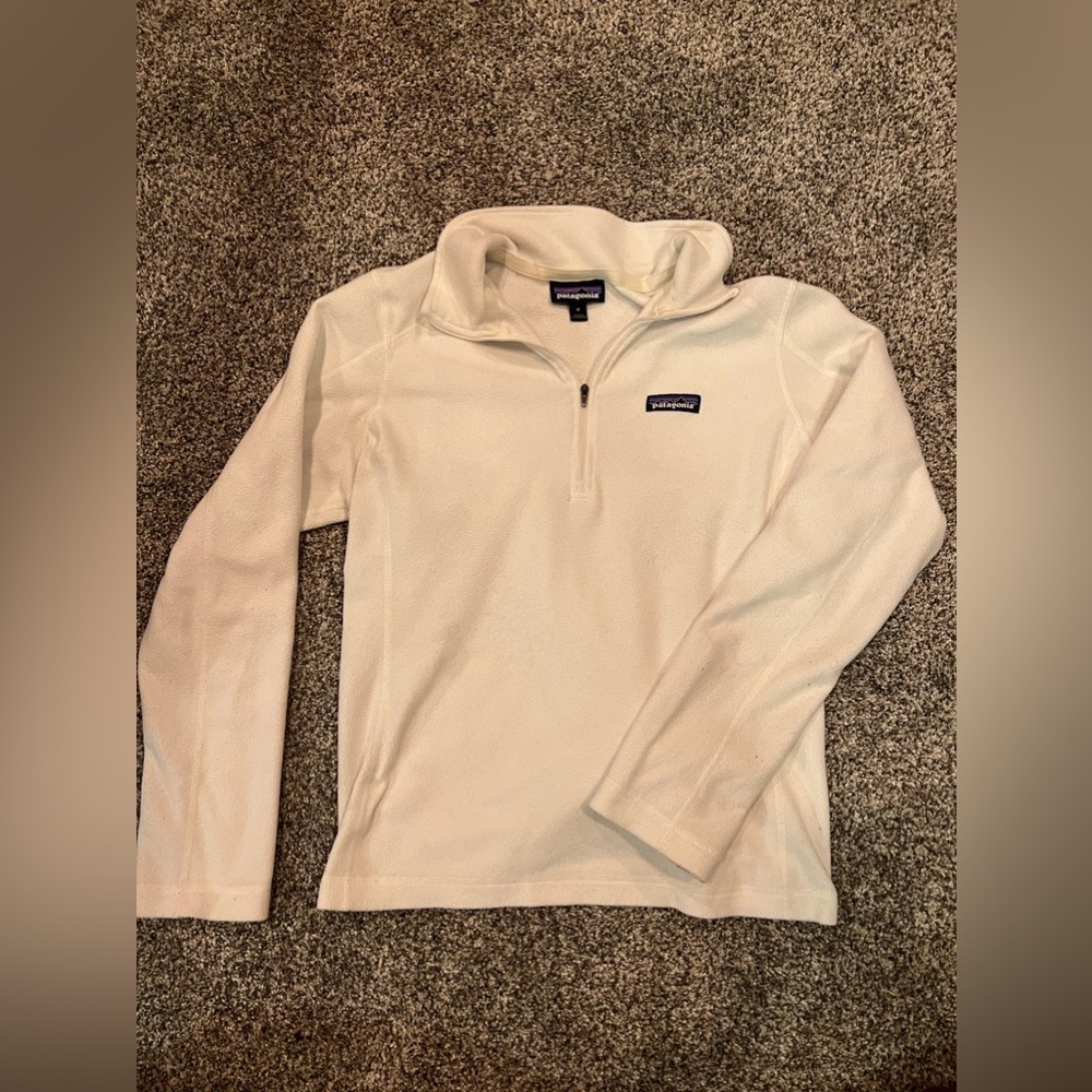 WHITE PATAGONIA QUARTER ZIP UP